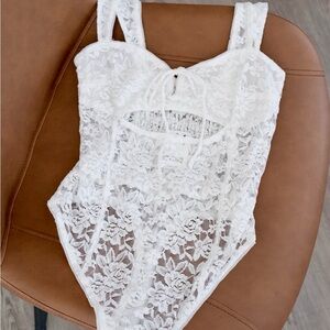 Free People Strike A Pose White Lace Bodysuit, Size XS, NWT